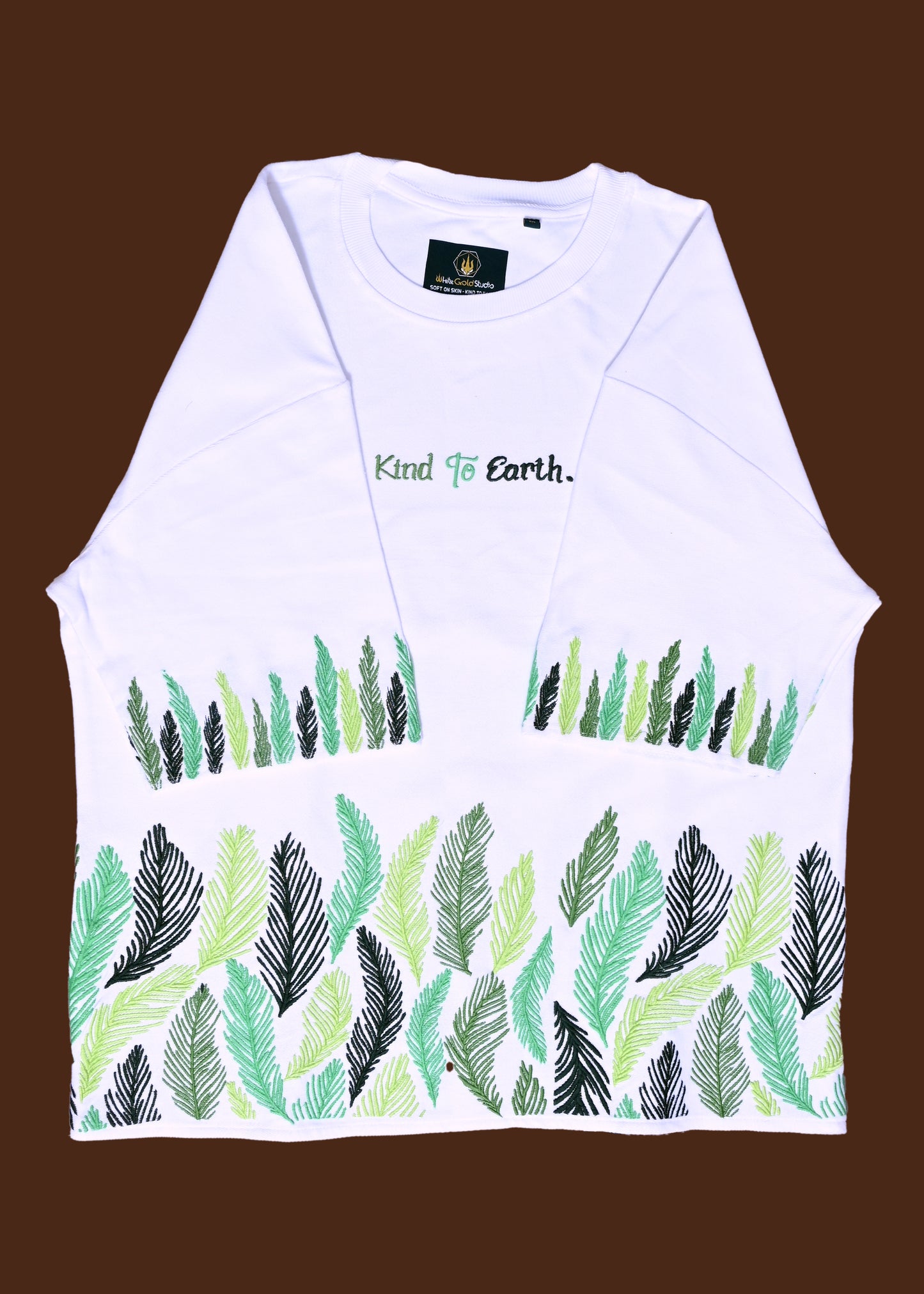 LEAFLINE BREEZE – Embroidered Oversized Tee